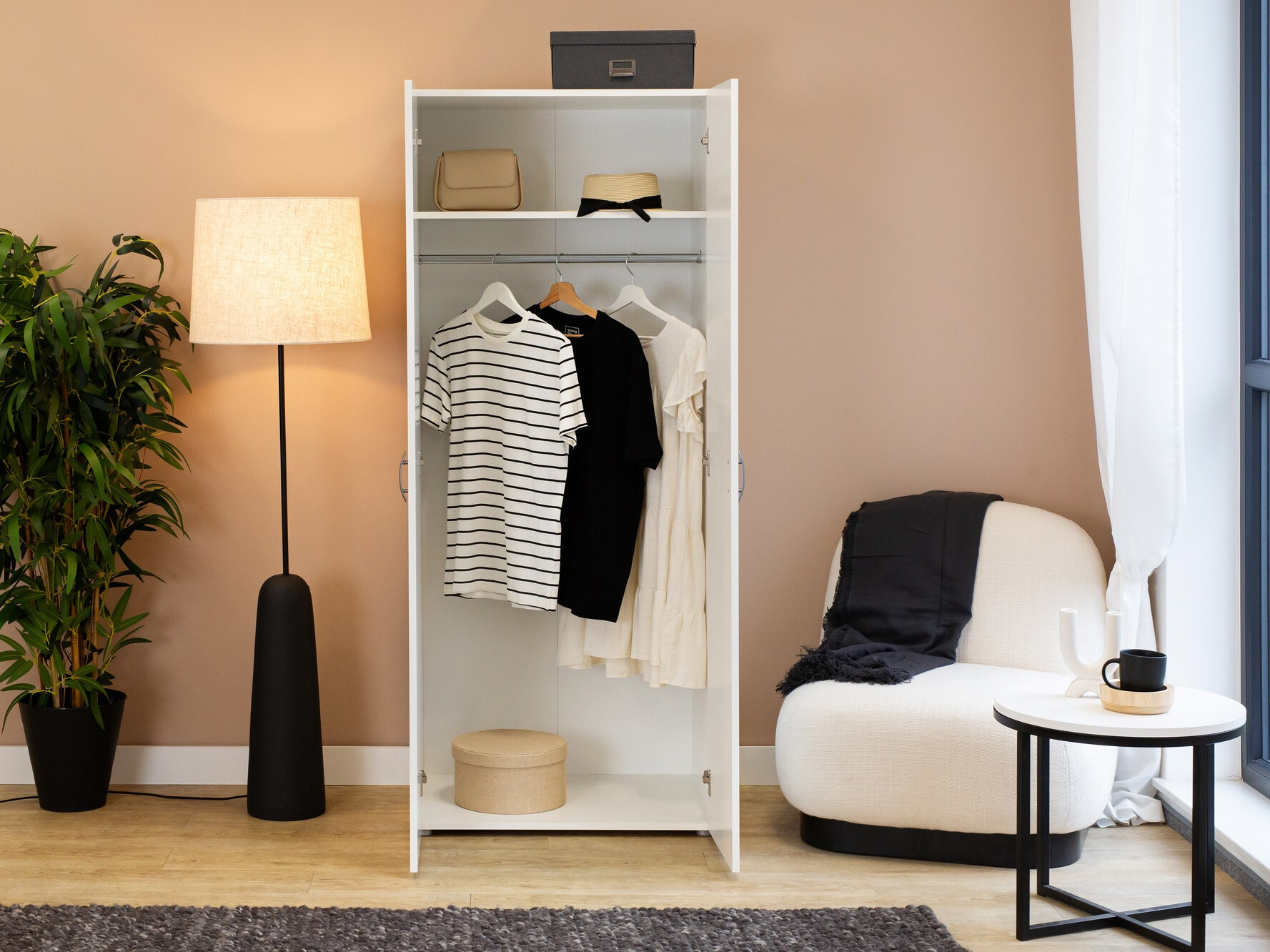 Skapis Bristol 183 (Balts)