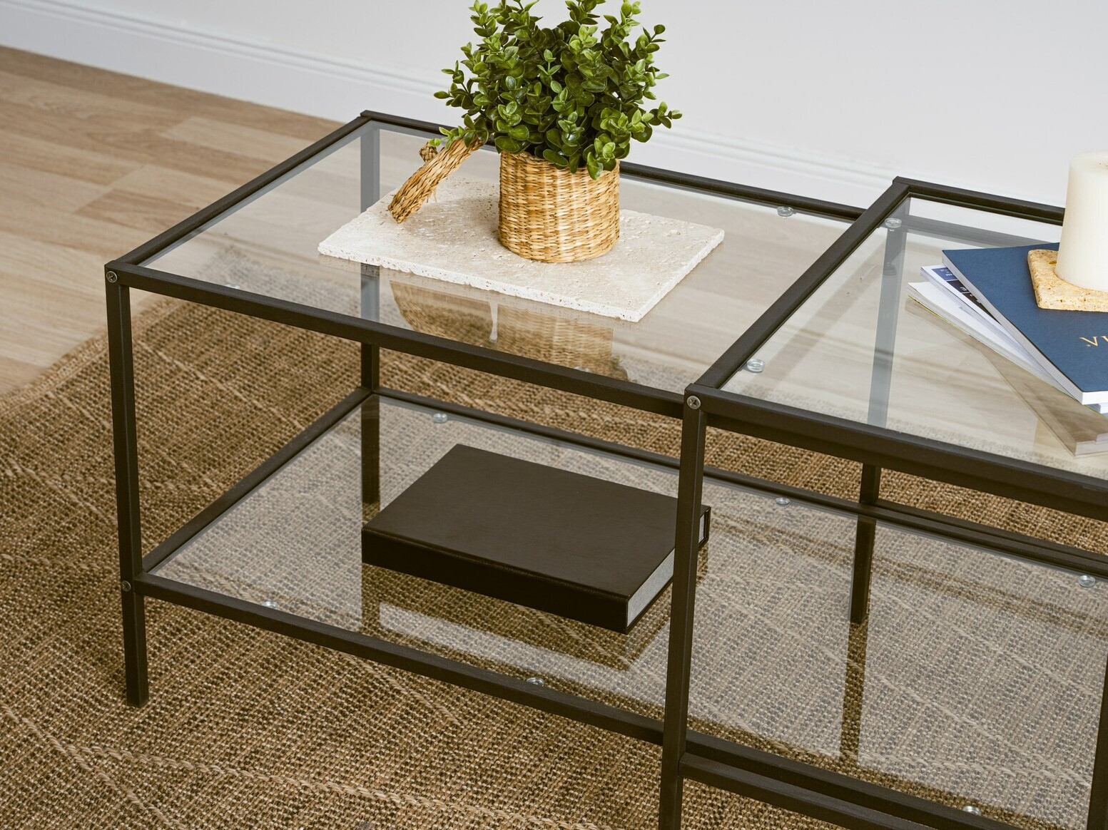 Žurnālu galdiņu komplekts Kailua 2039 (Melns)