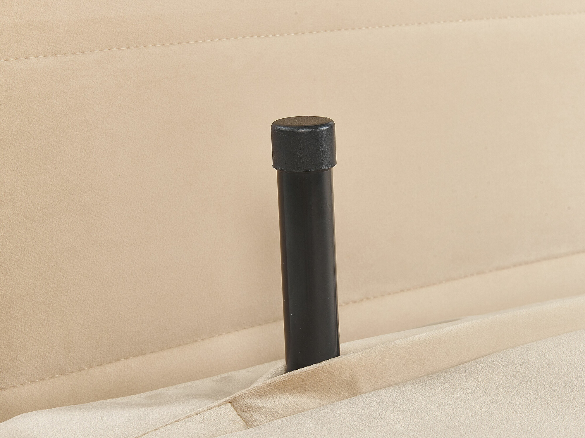 Krēsls Berwyn 114 (Bēšs)