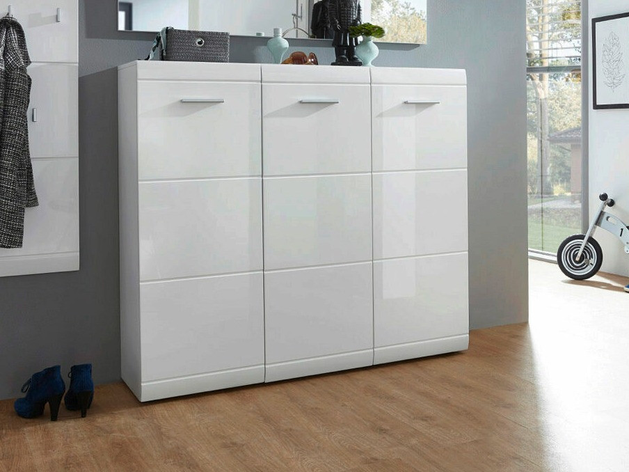 Apavu plaukts Livromu 101