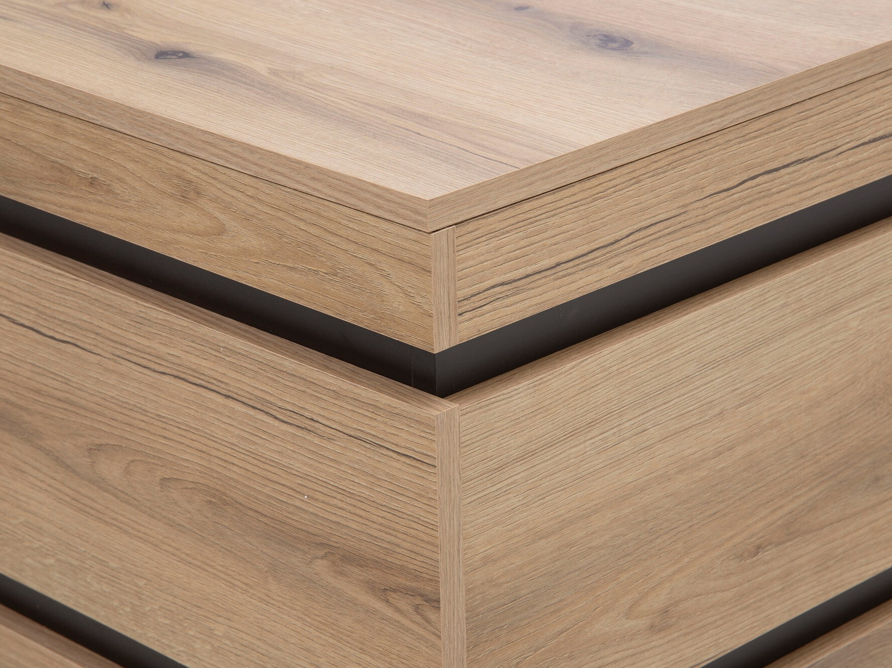 Kомод Enocira 104