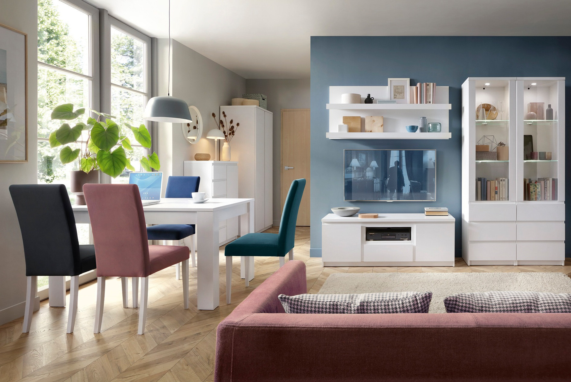 Plaukts Merfere 118 (Balts)