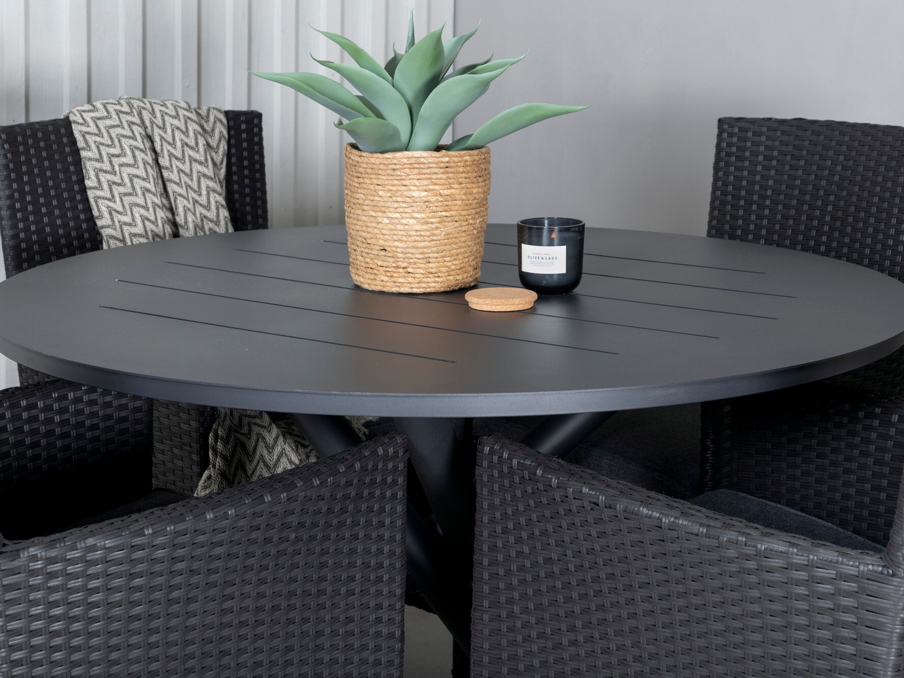 Galds un krēslu komplekts Dallas 3859