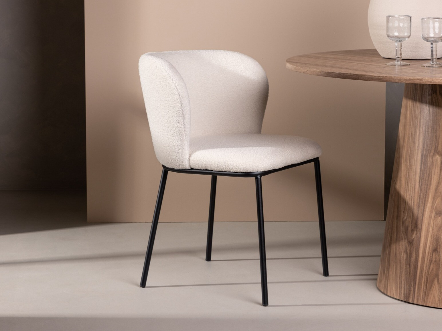 Стул Dallas 4694 (Белый + Чёрный)