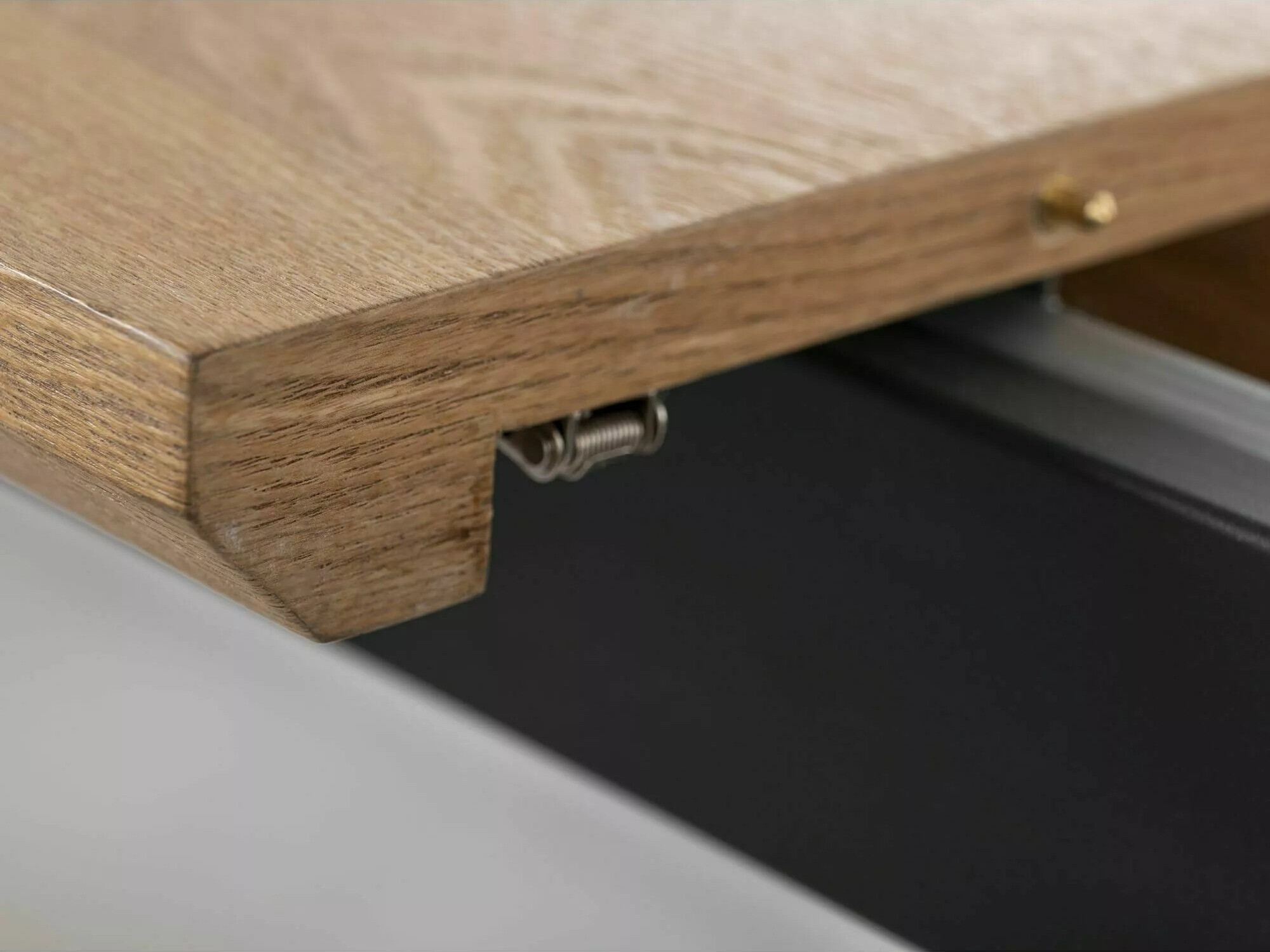 Galds Detroit 374 (Ozols + Melns)