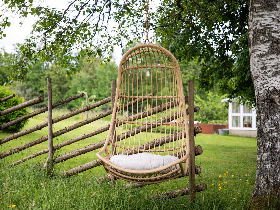 Piekaramais krēsls Dallas 4422 (Gaiši brūns + Krēms)