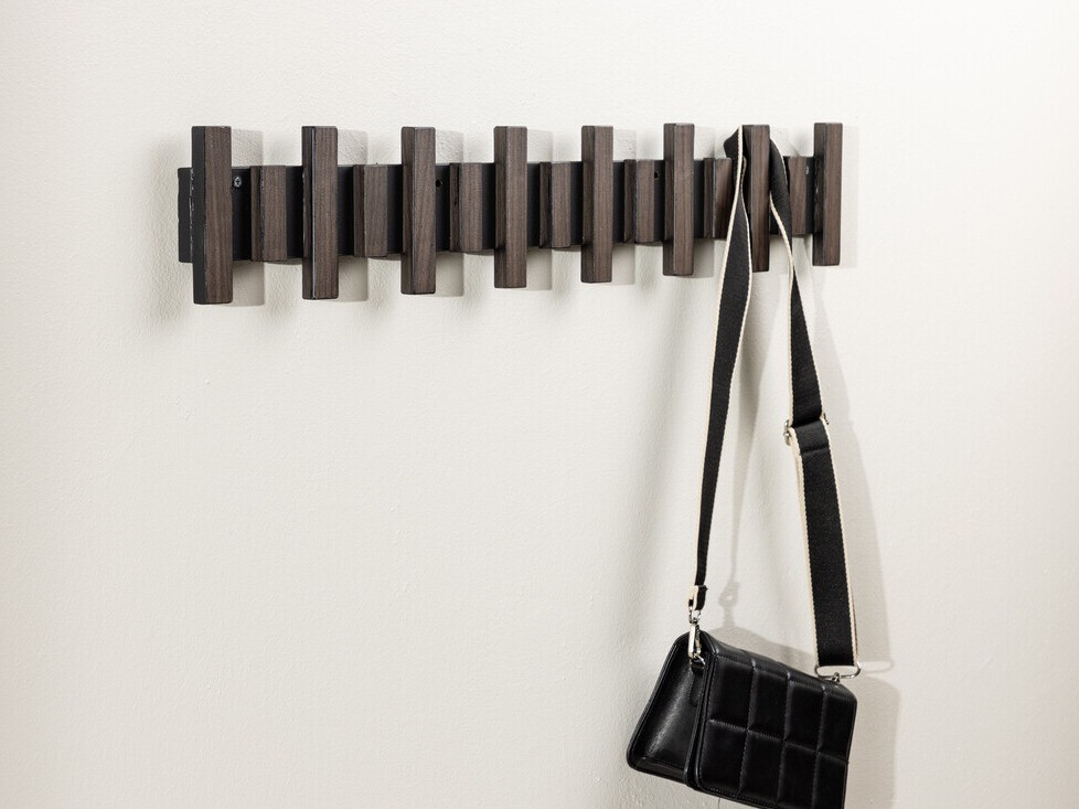 Uzkaramais Dallas 4429 (Melns + Tumši brūns)