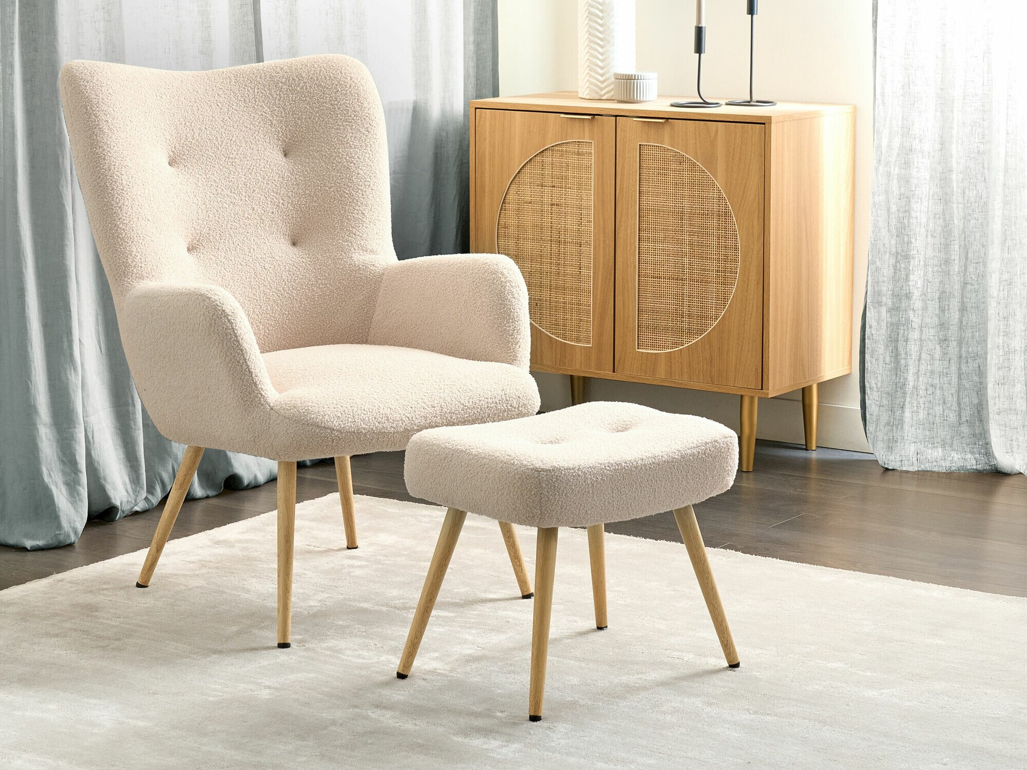 Кресло Berwyn 450 (Бежевый + Светлое дерево)