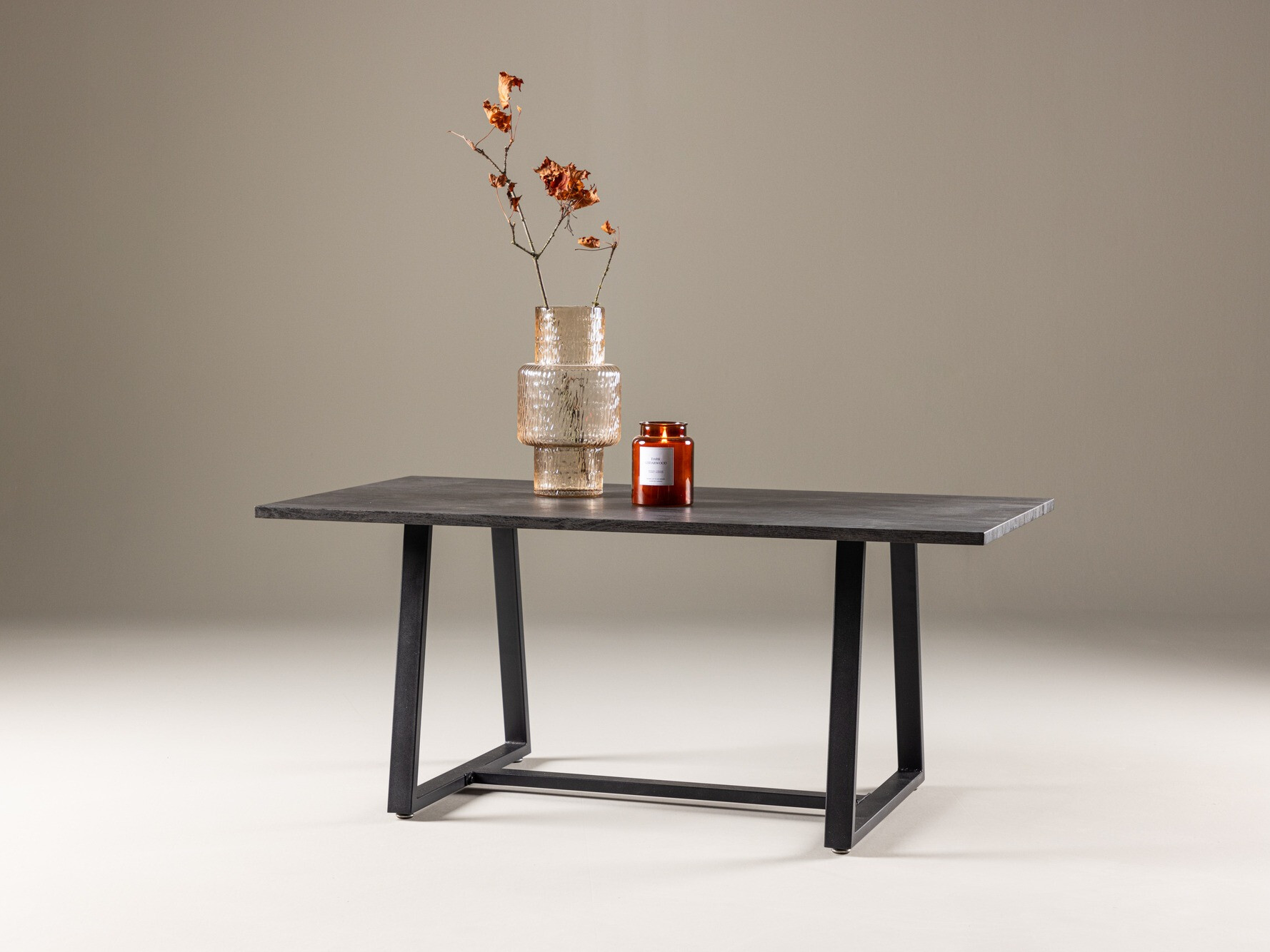 Žurnālu galdiņš Dallas 4480