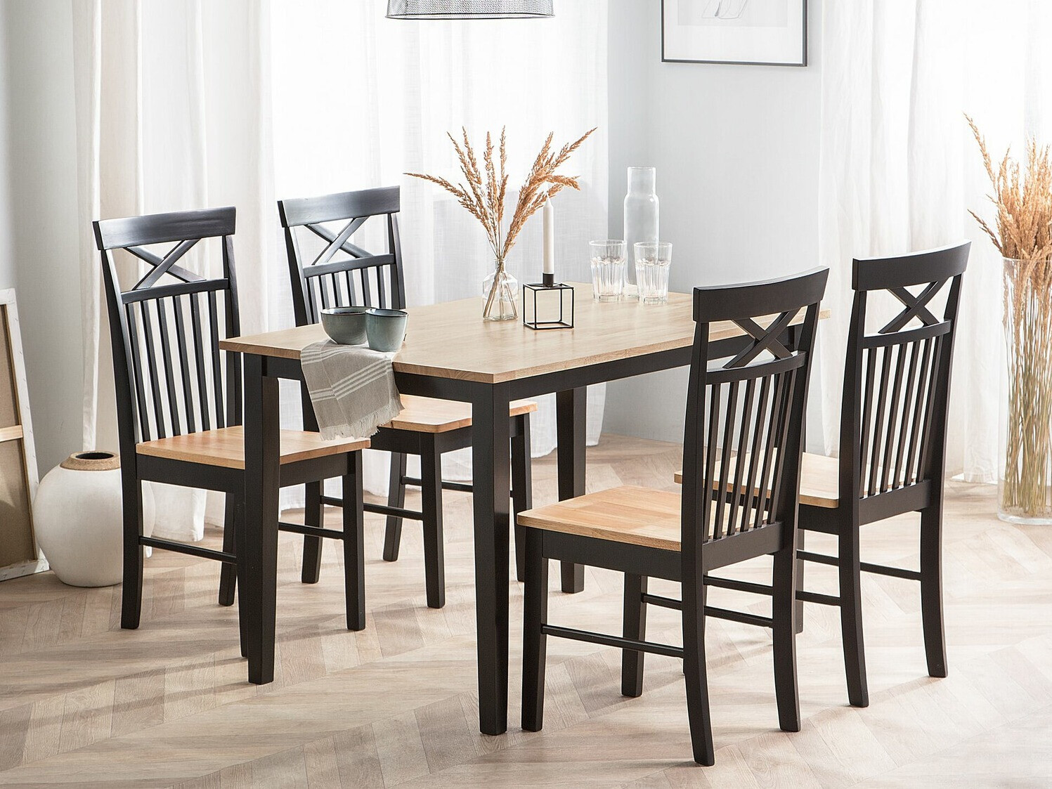 Ēdamistabas komplekts Berwyn 2081 (Melns)