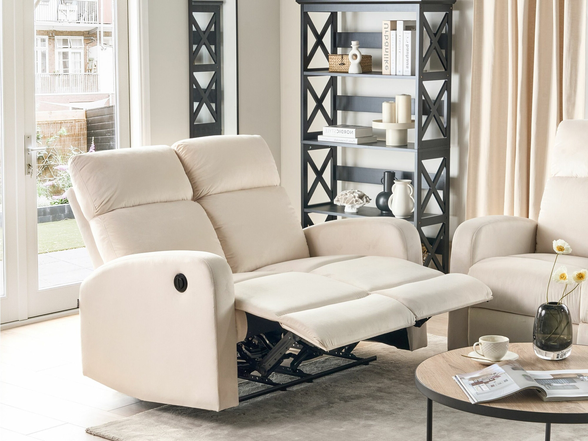 Dīvāns reglainer Berwyn 2108 (Krēms)