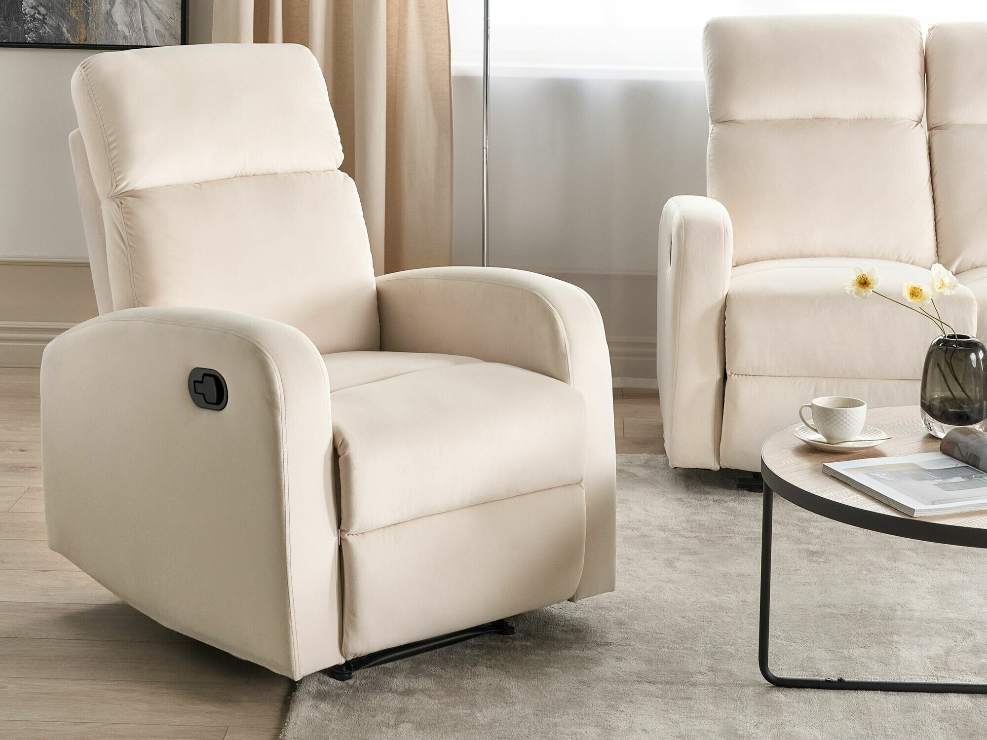 Krēsls reglainer Berwyn 2105 (Krēms)