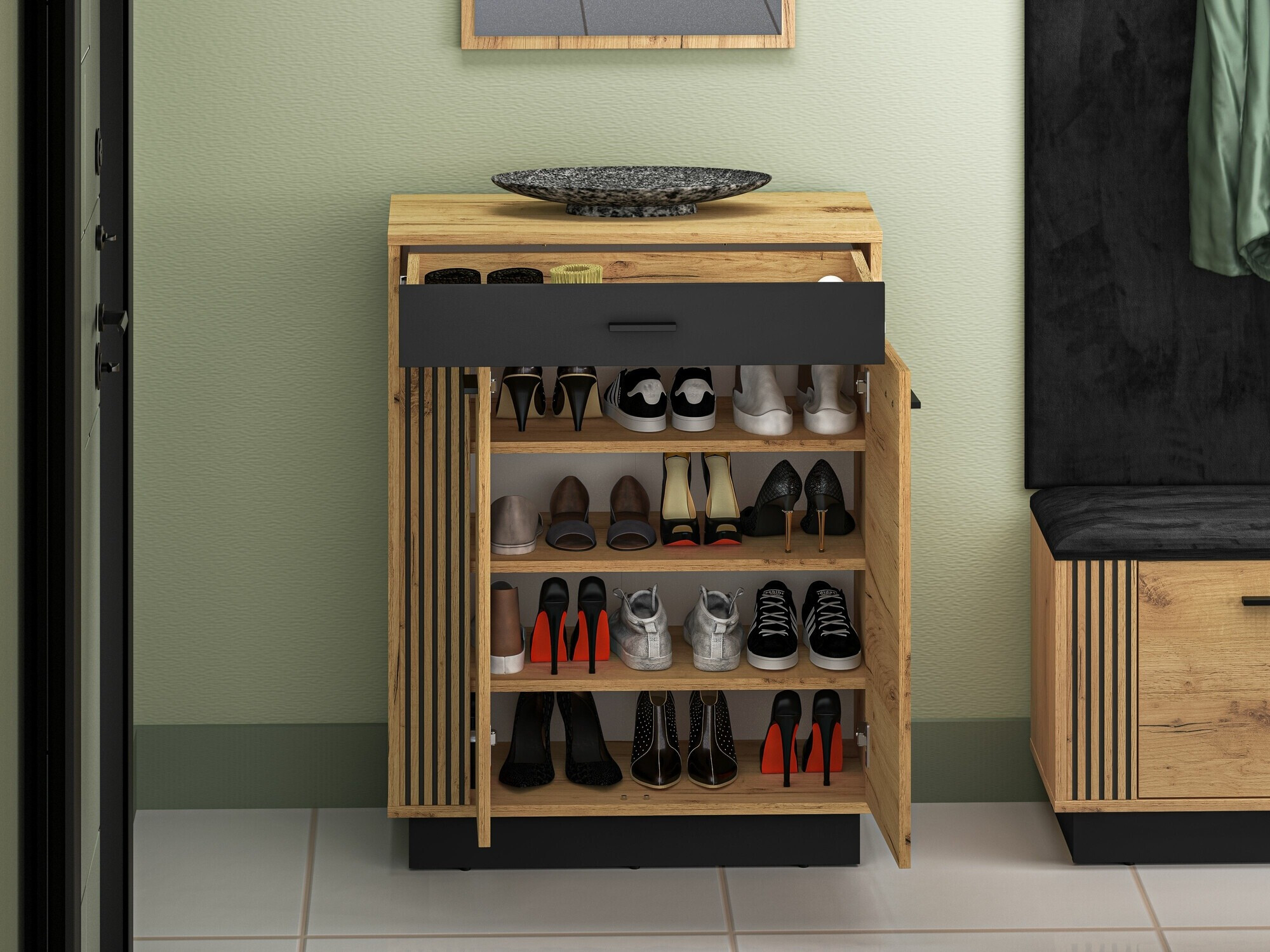 Kurpju kaste Revcire 104