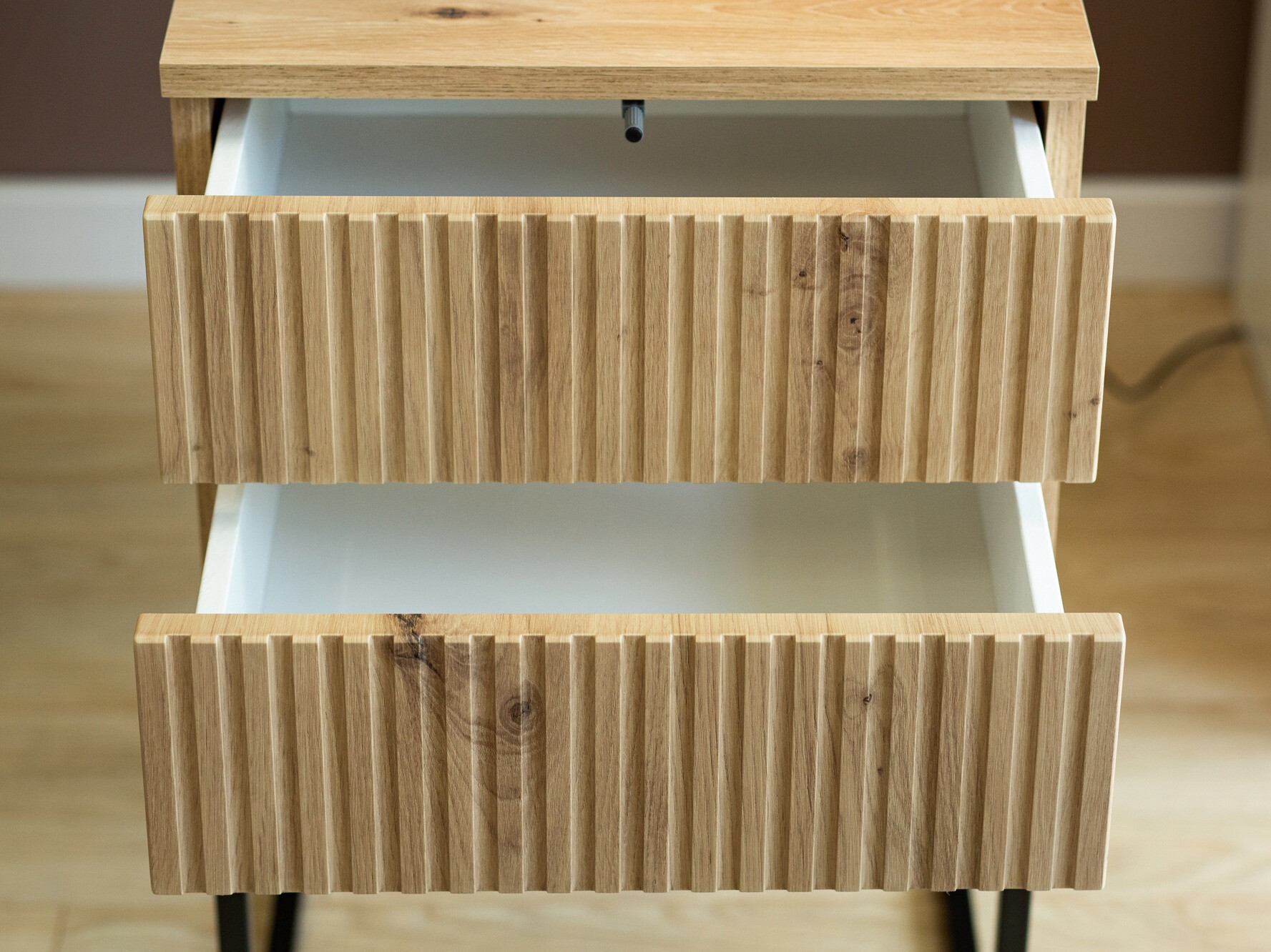 Naktsgaldiņš Bristol 195 (Artisan ozols)