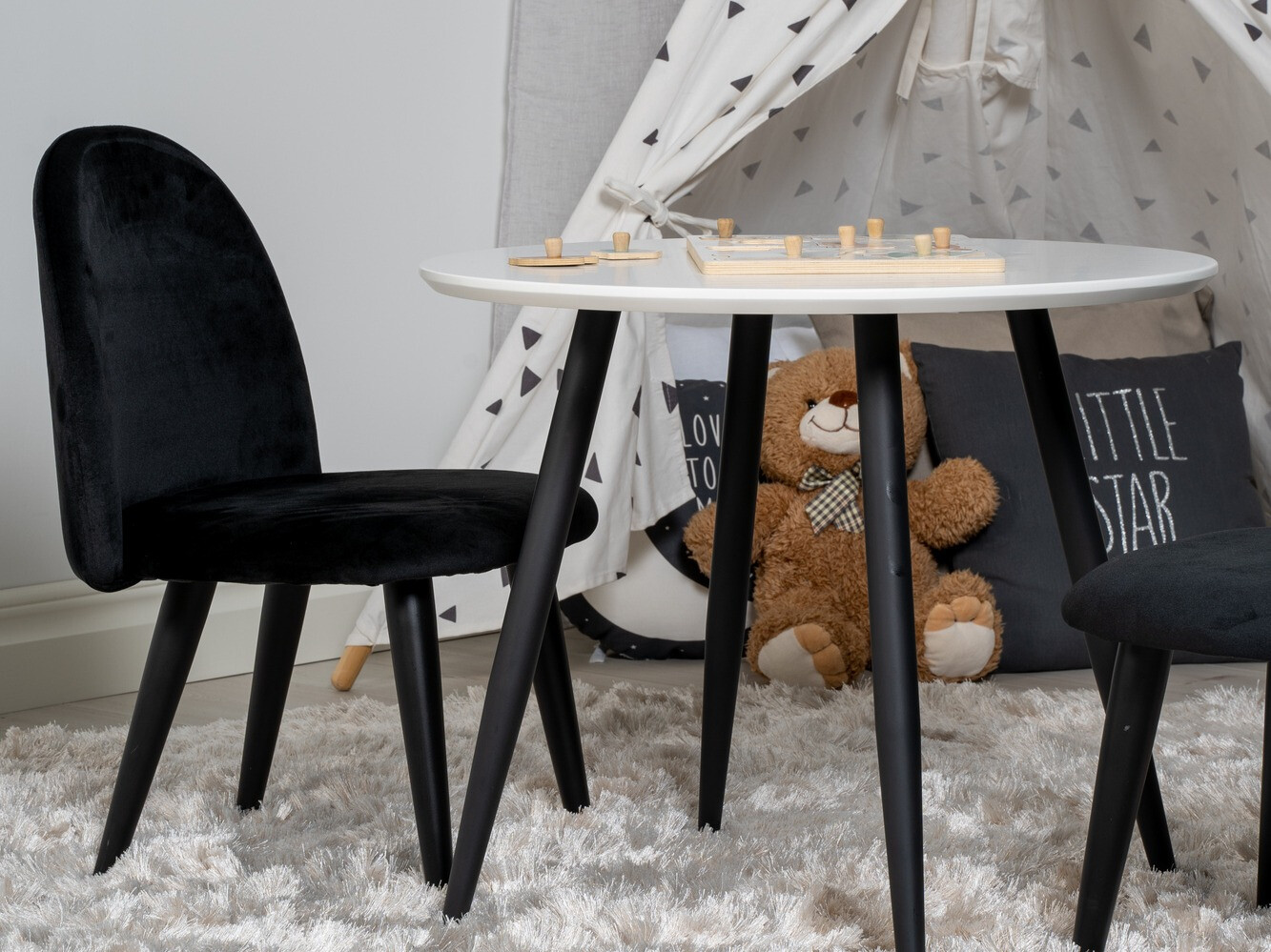 Bērnu krēsls Dallas 165 (Melns)