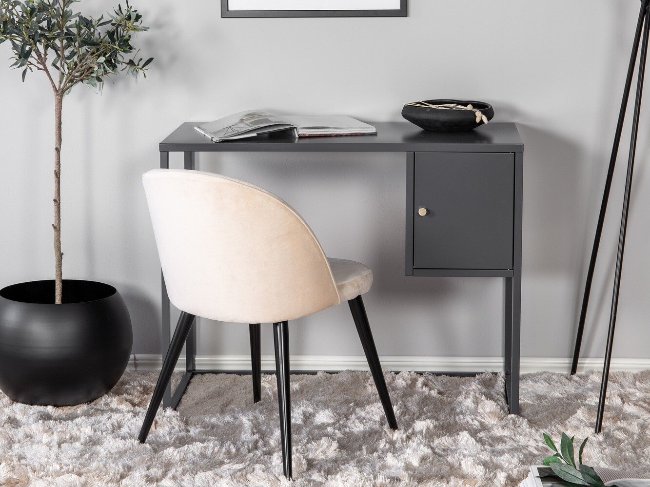 Rakstāmgalds Evasevu 103 (Gaiši pelēks)