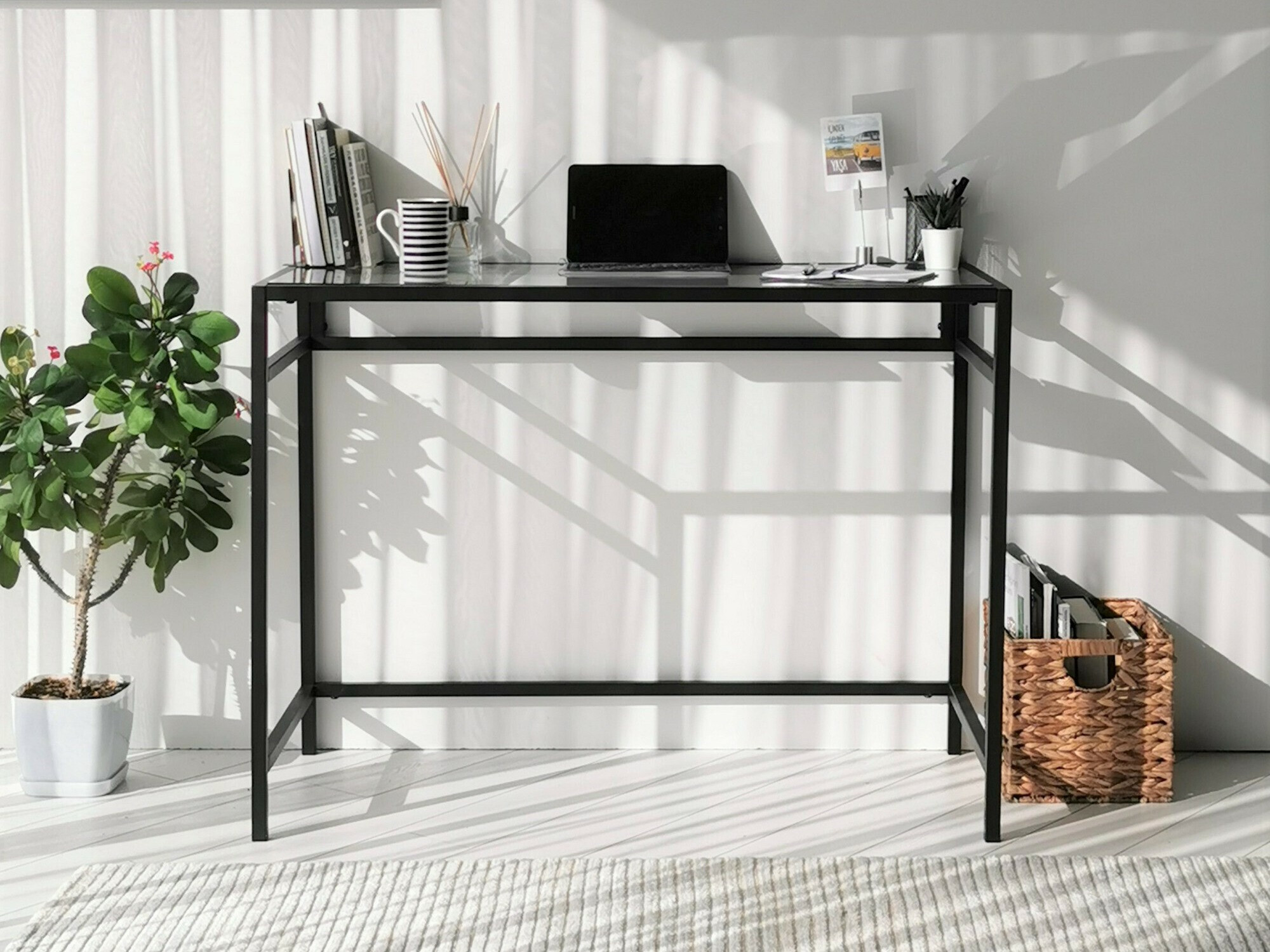 Rakstāmgalds Asheboro 128