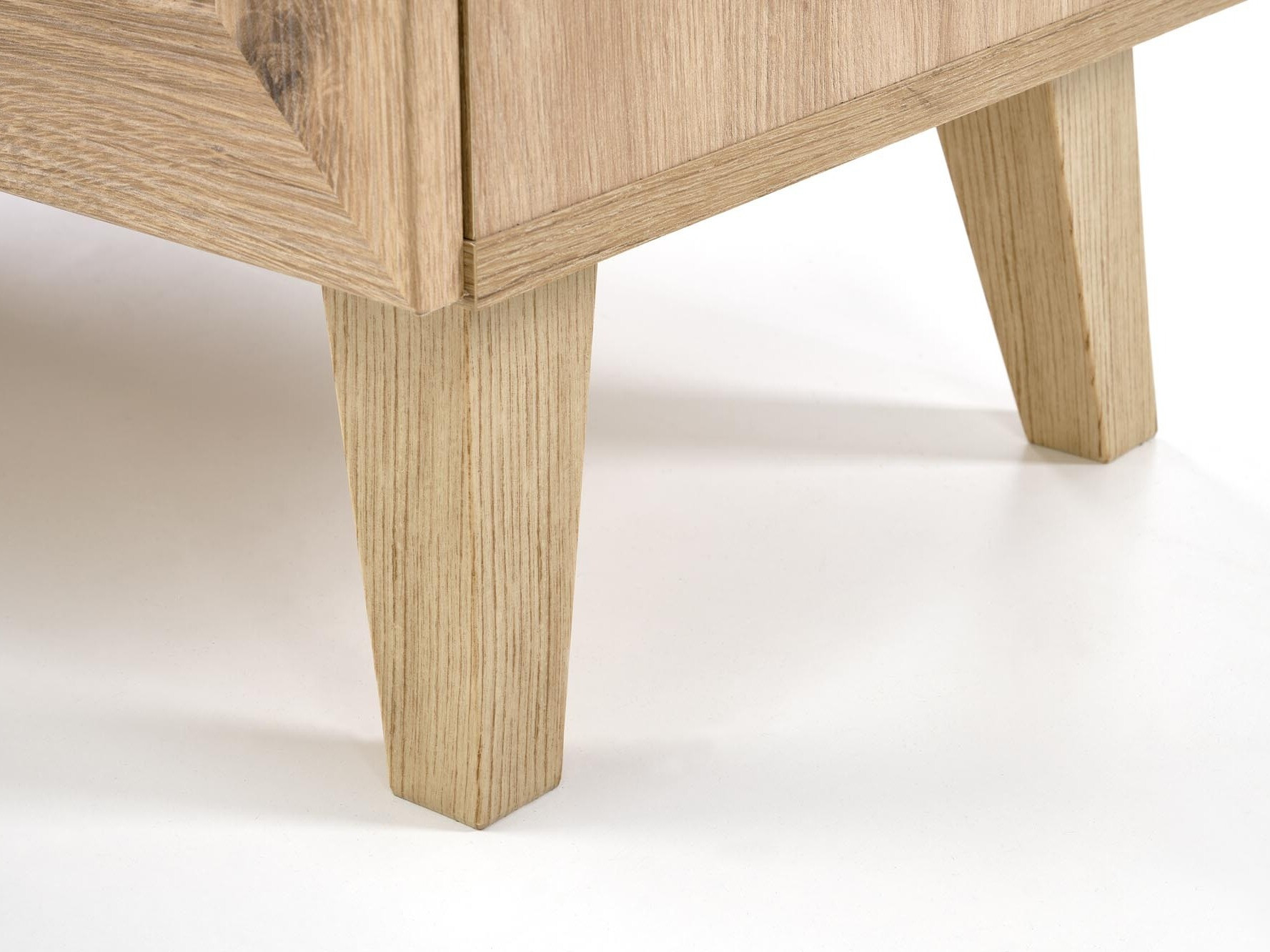 Kомод Bencamu 106