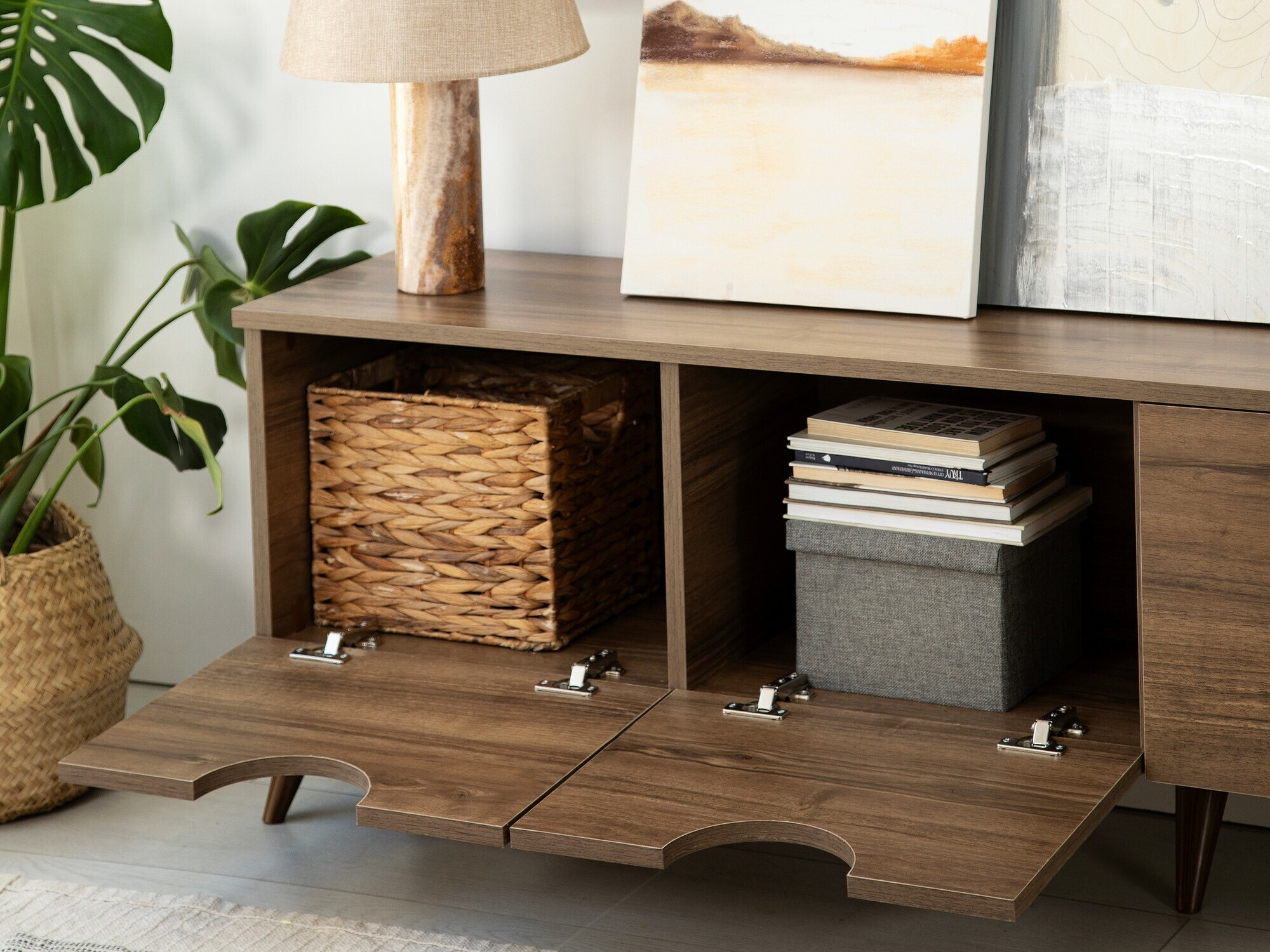 TV galds Kailua 2213 (Riekstkoks)