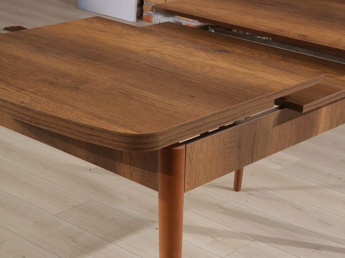 Cтол Asheboro 132