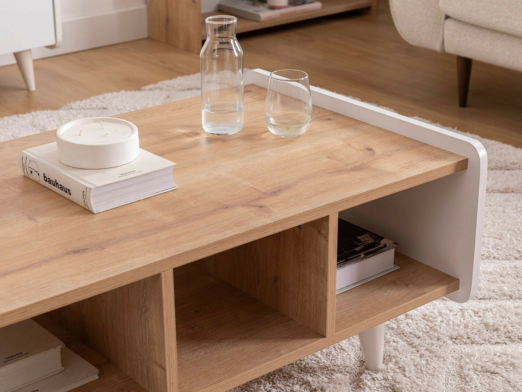 Žurnālu galdiņš Asheboro 137