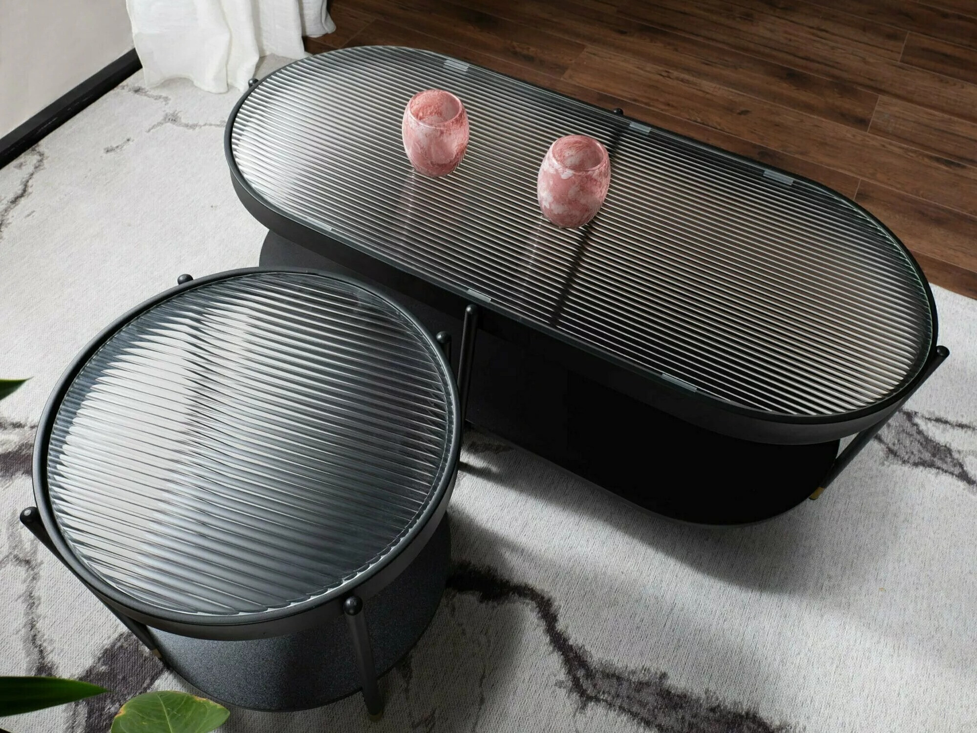 Žurnālu galdiņš Detroit 422