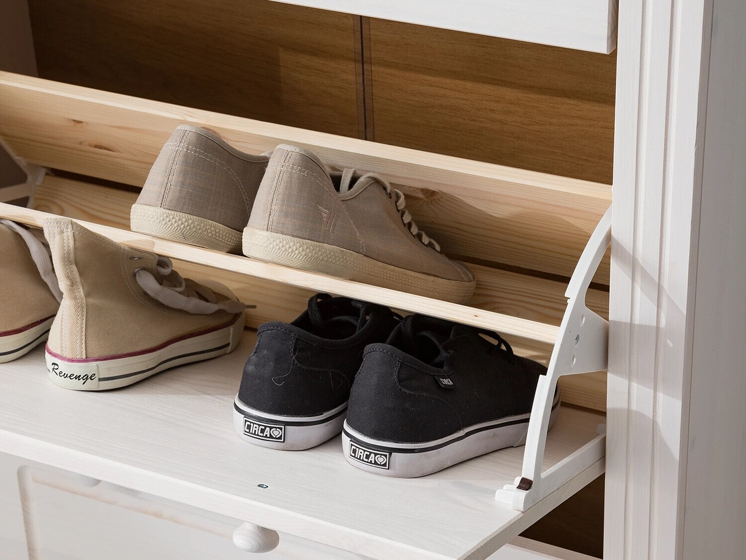 Тумба для обуви Saltoro 138 (Белый + Медовый дуб)