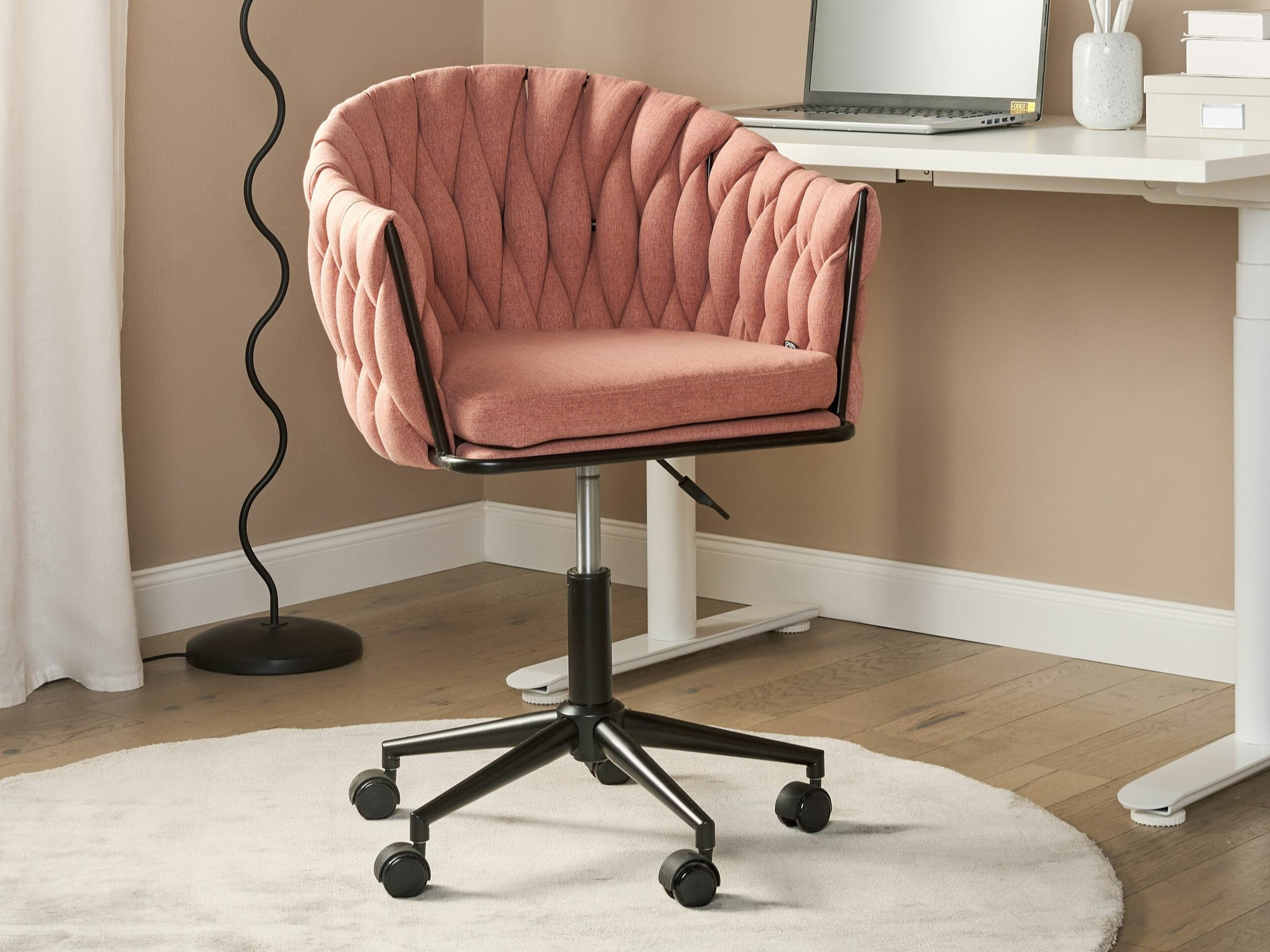 Офисный стул Berwyn 2231 (Чёрный + Розовый)