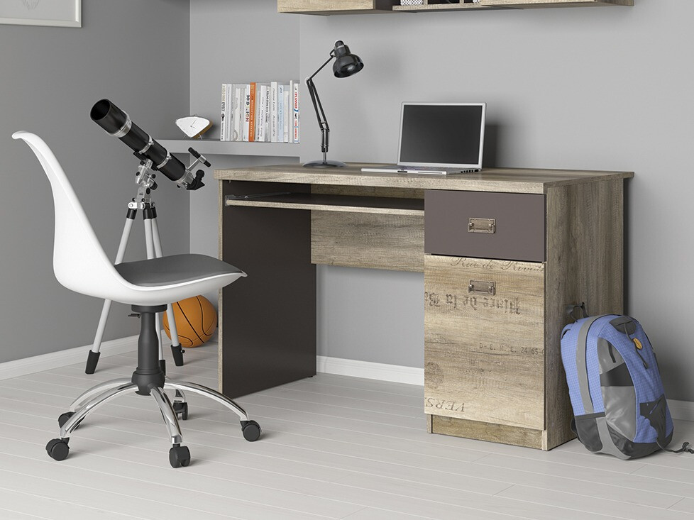 Rakstāmgalds Odeveni 104