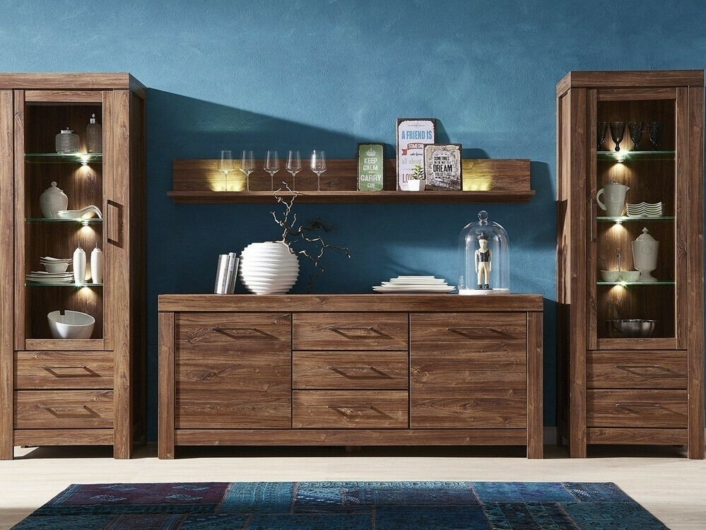 Kомод Etrlire 104