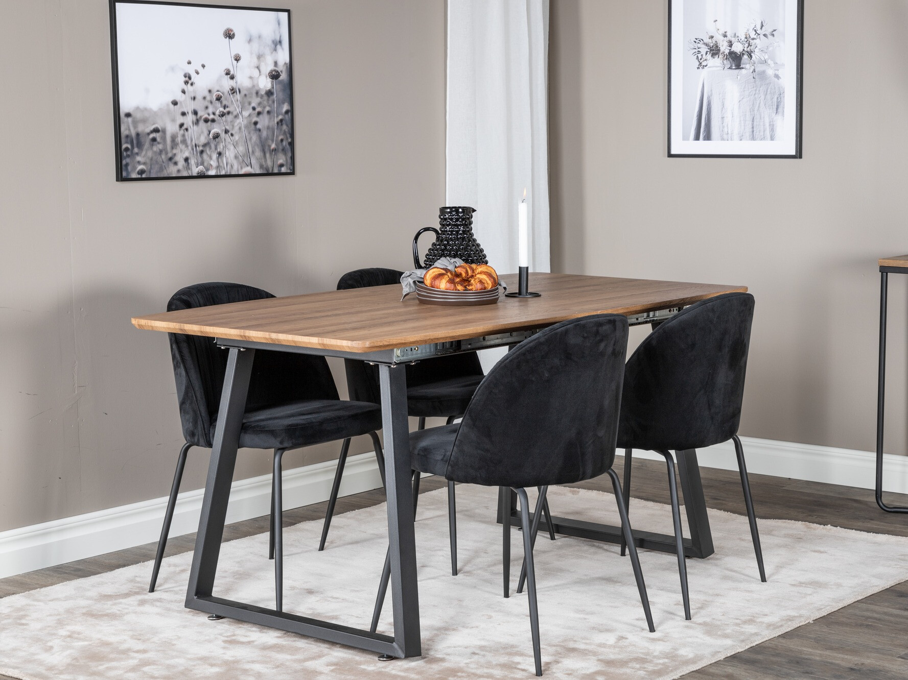 Krēsls Dallas 133 (Melns)