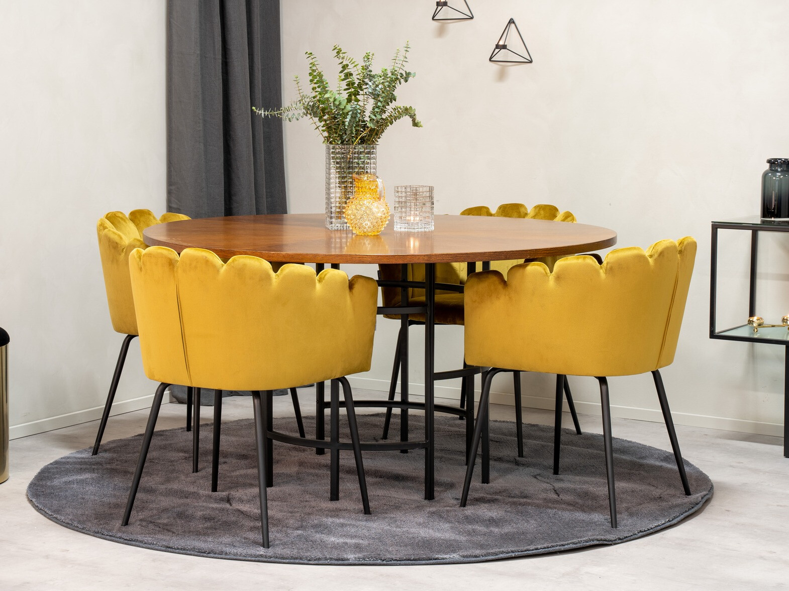 Krēsls Dallas 134 (Dzeltens + Melns)