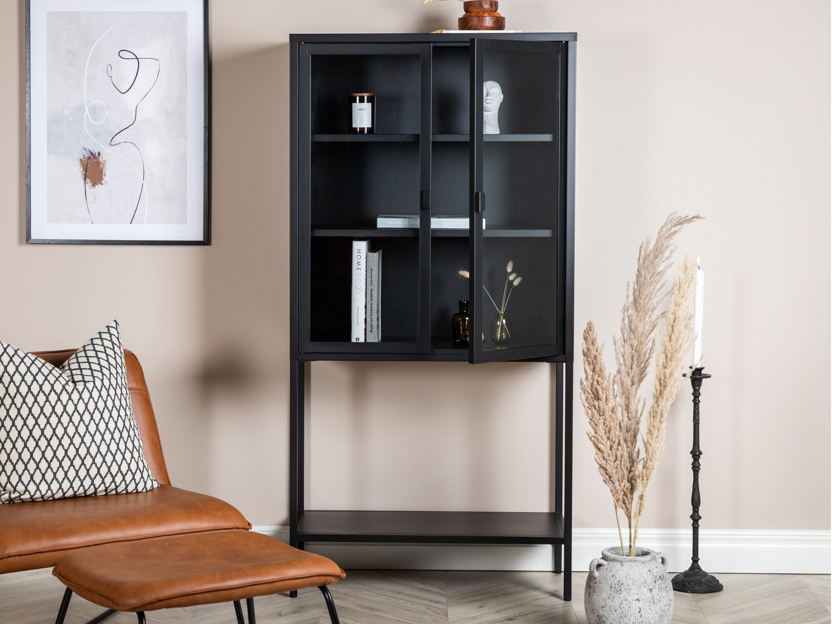 Plaukts Dallas 116 (Melns)