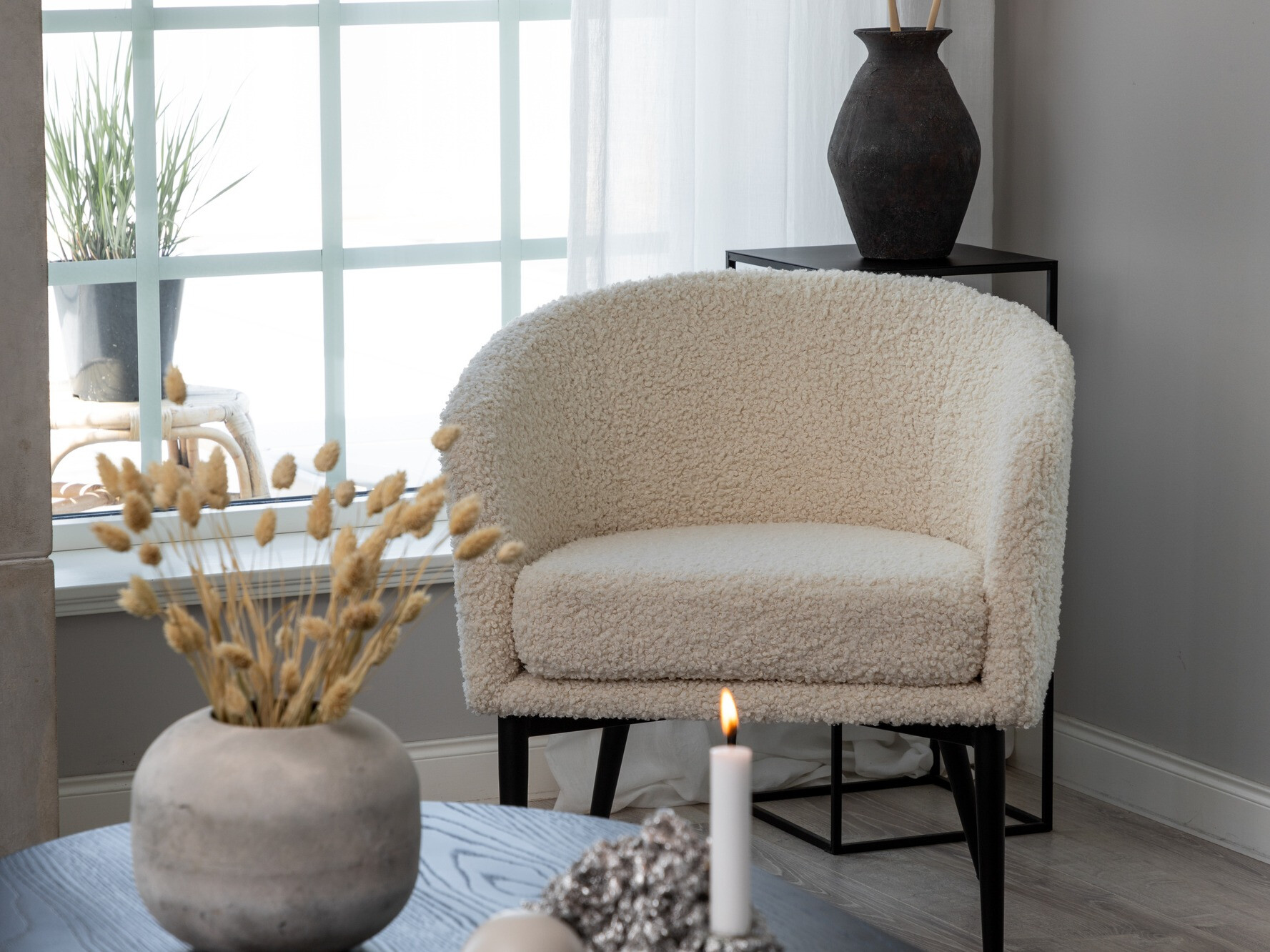 Krēsls Dallas 1706 (Balts + Melns)