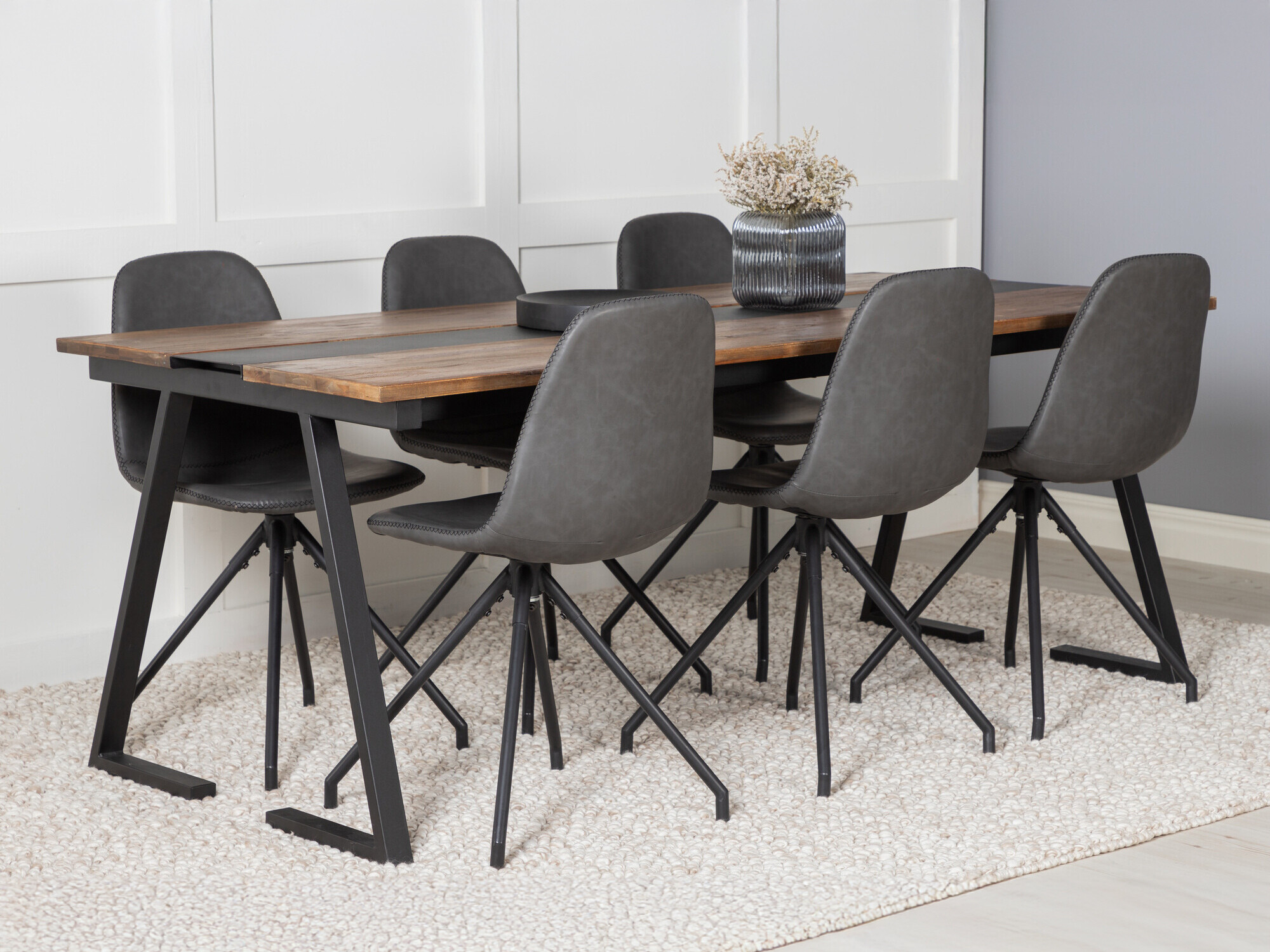 Ēdamistabas komplekts Dallas 1938 (Melns)