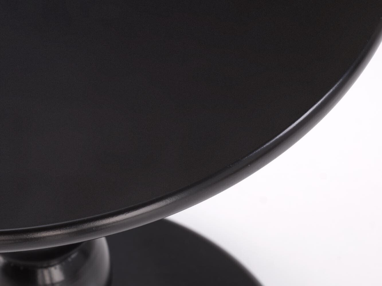 Žurnālu galdiņš Houston 1701 (Melns)