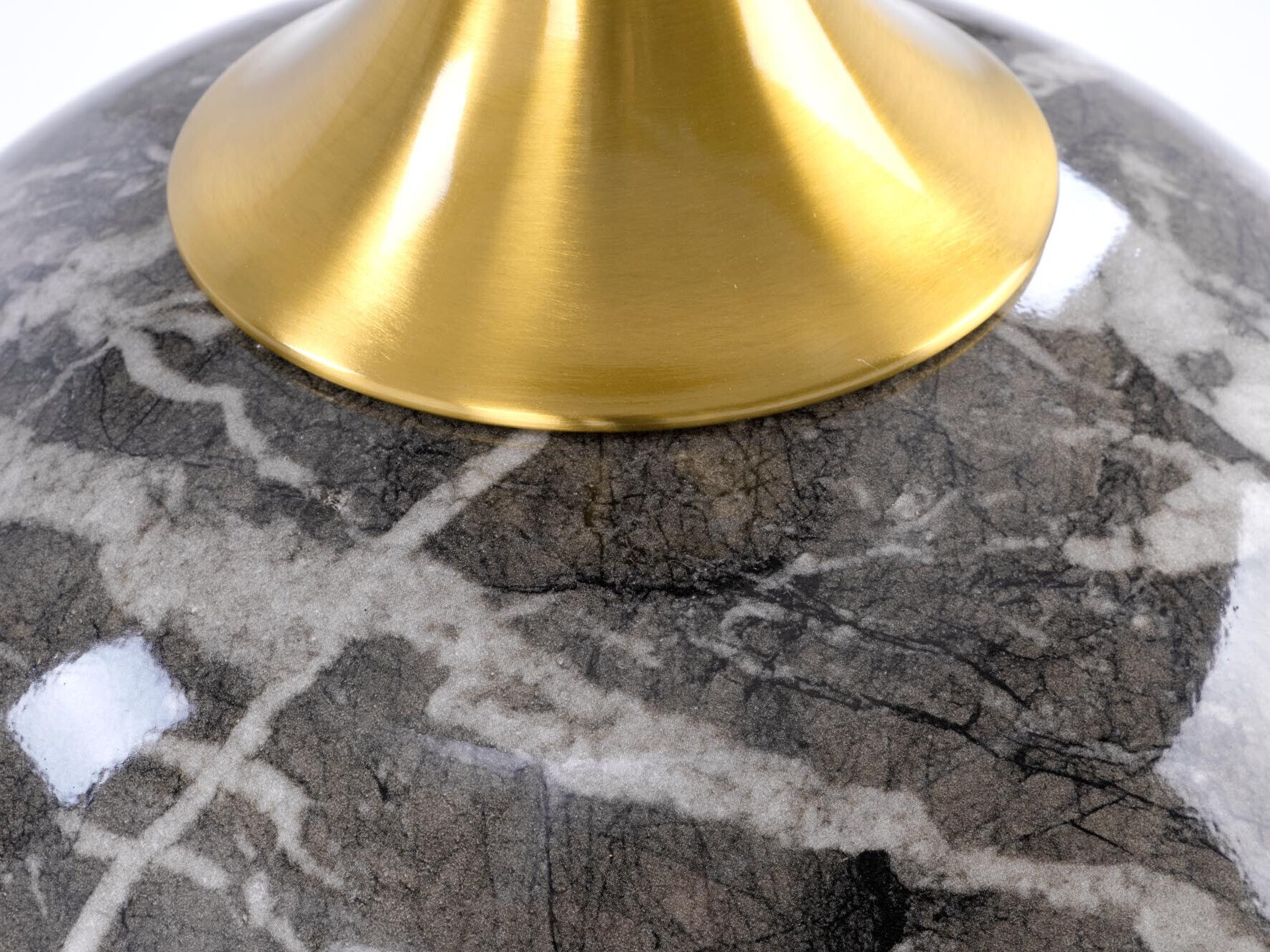 Žurnālu galdiņš Houston 1849