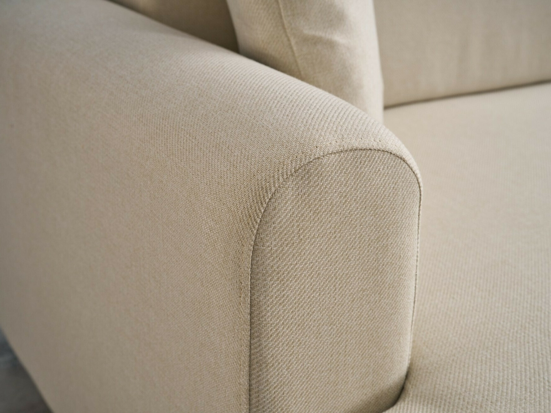 Stūra dīvāns Altadena 592 (Krēms)