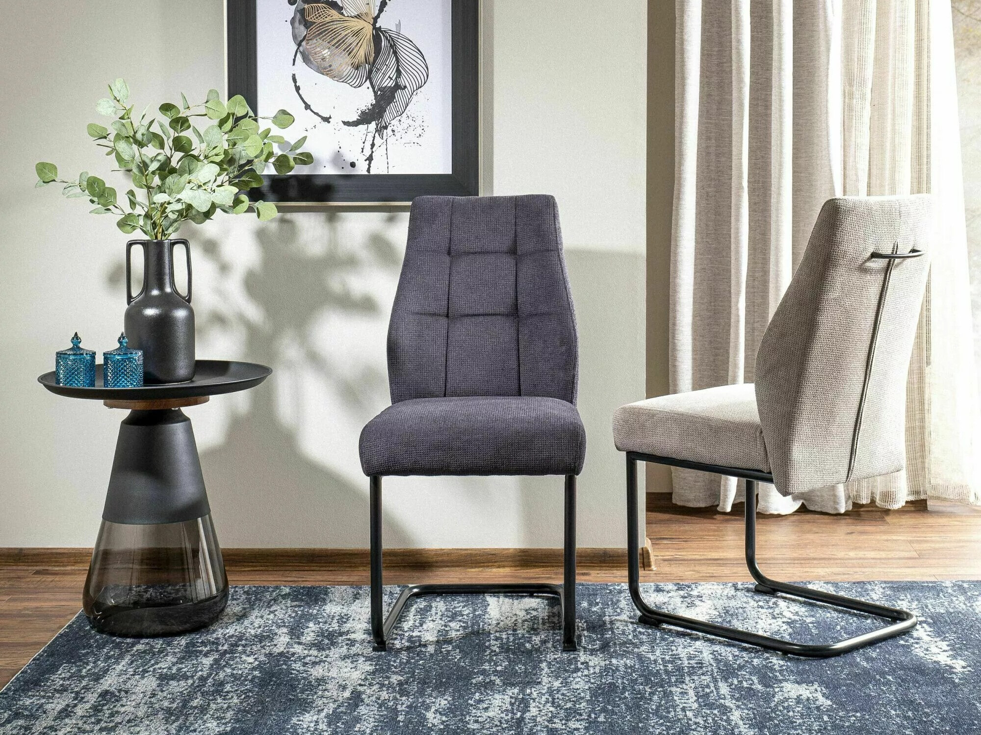 Žurnālu galdiņš Detroit 573 (Melns)