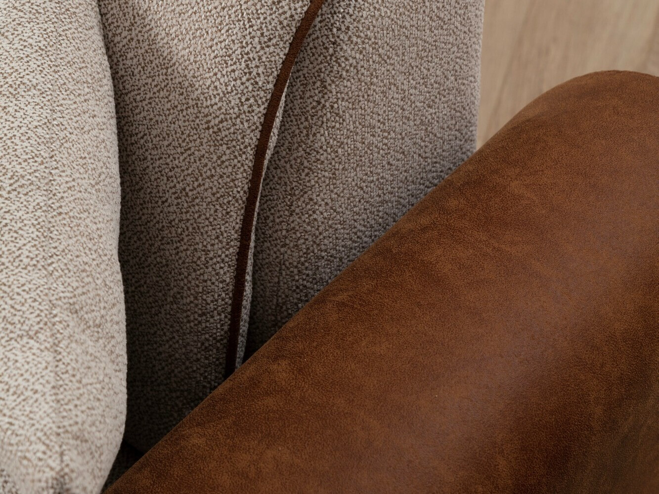 Dīvāns Altadena 593 (Brūns + Bēšs)