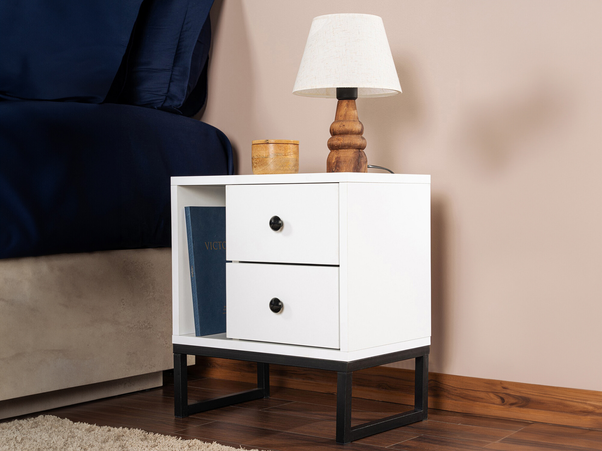 Прикроватная тумбочка Novato 109 (Белый + Чёрный)