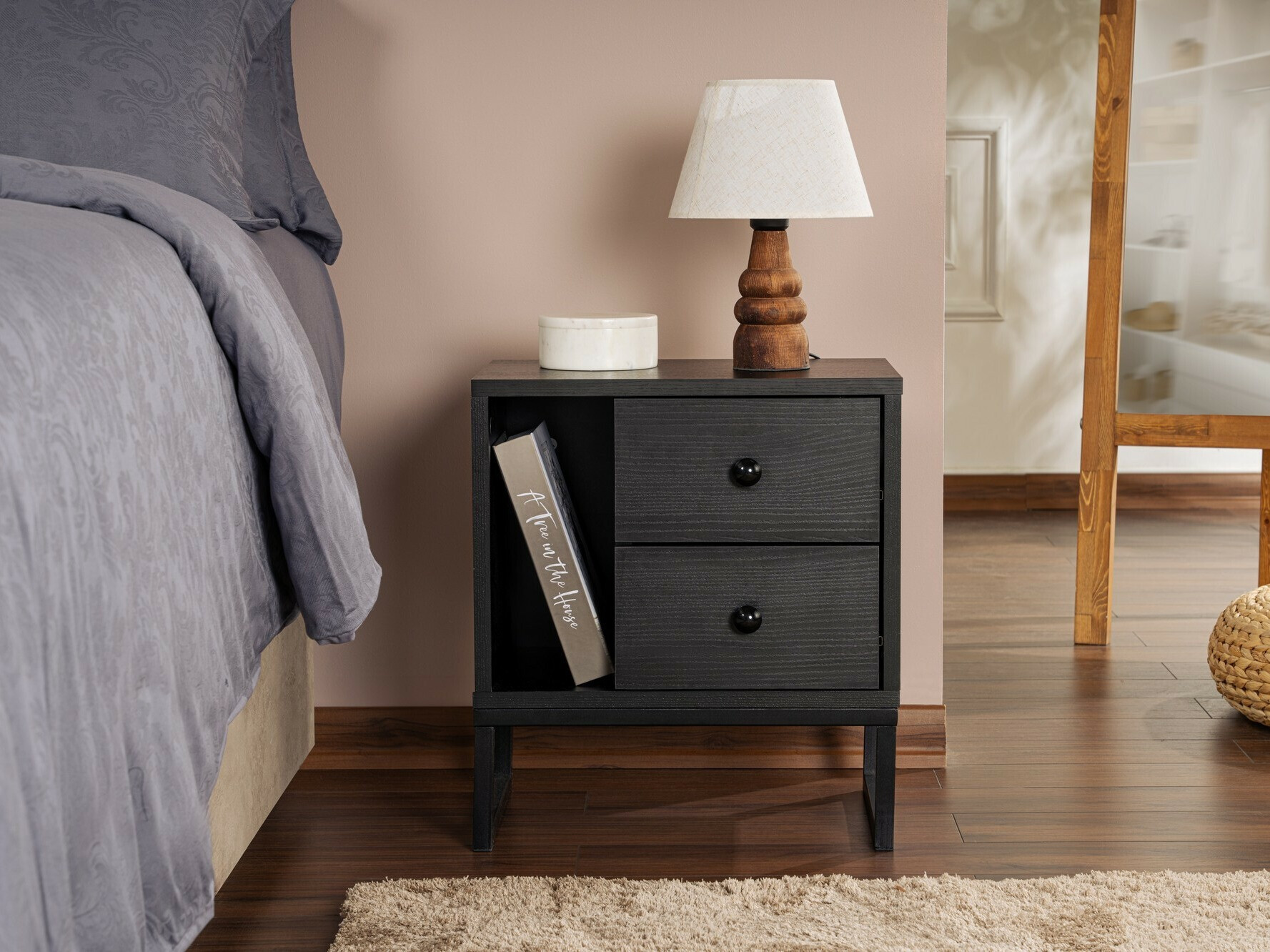 Прикроватная тумбочка Novato 109 (Чёрный)