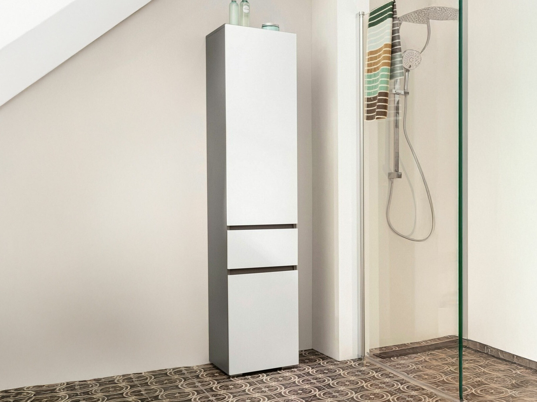 Stāvošs vannas skapītis Soncamu 106 (Balts + Antracīts)