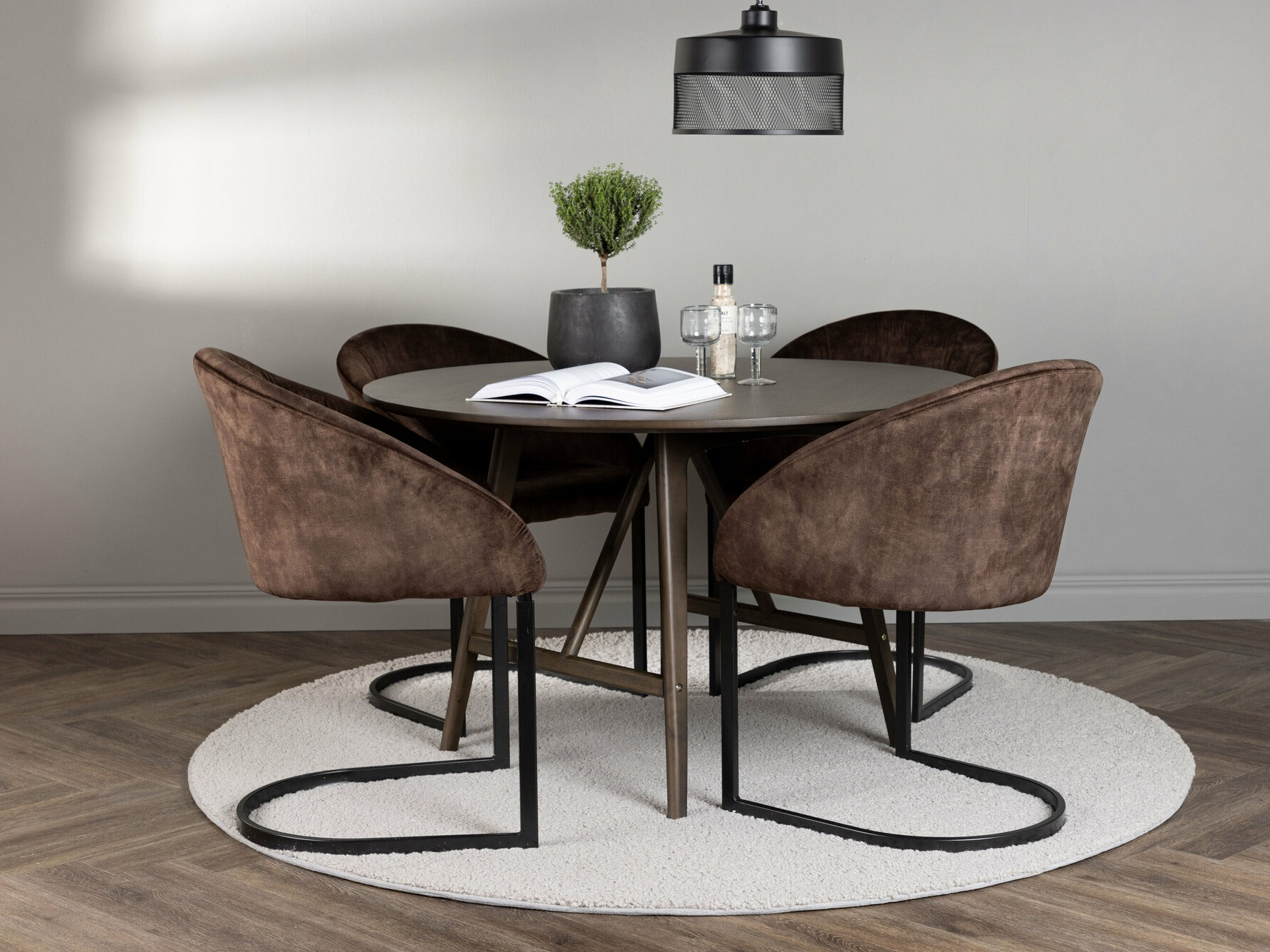 Ēdamistabas komplekts Dallas 4582