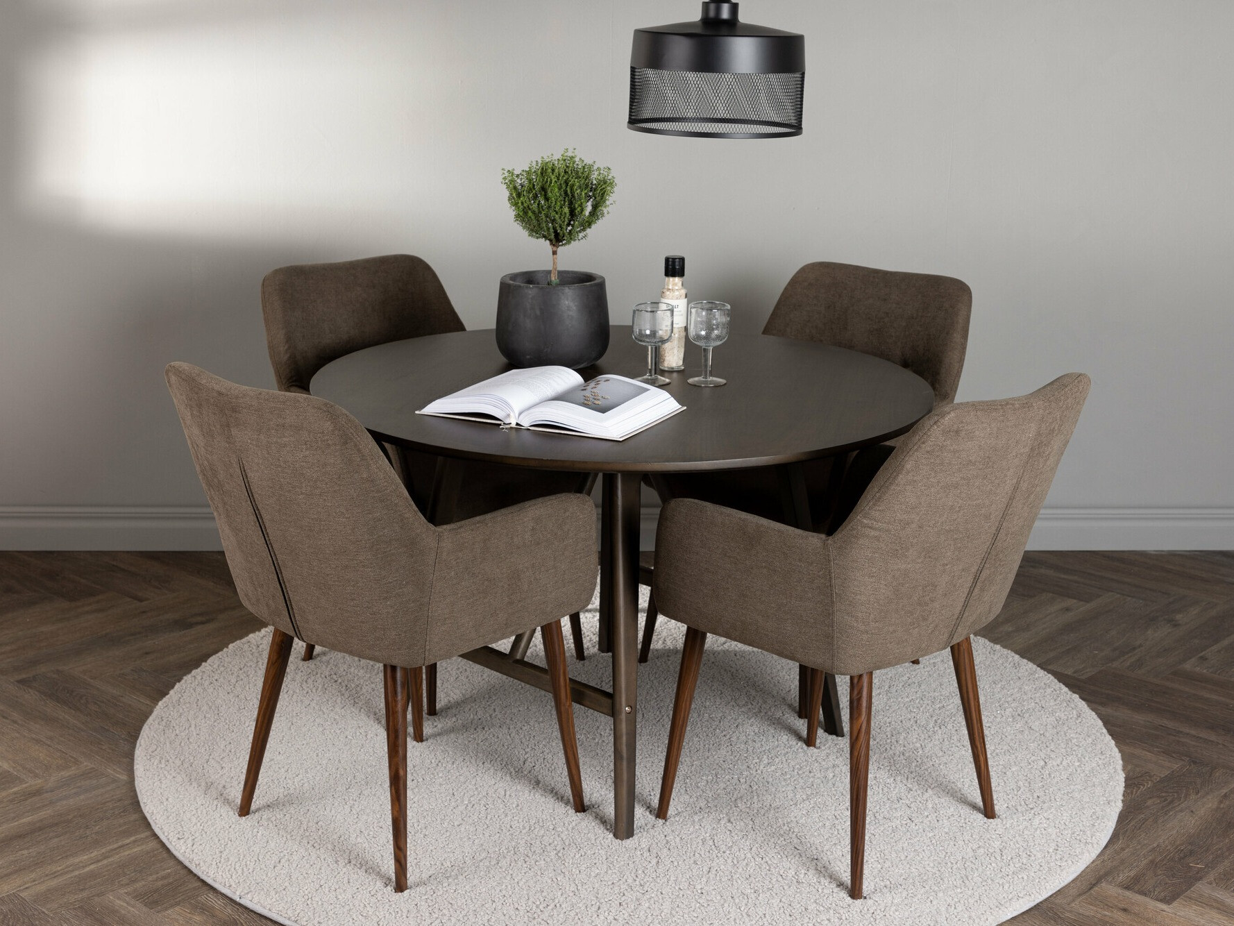 Ēdamistabas komplekts Dallas 4583