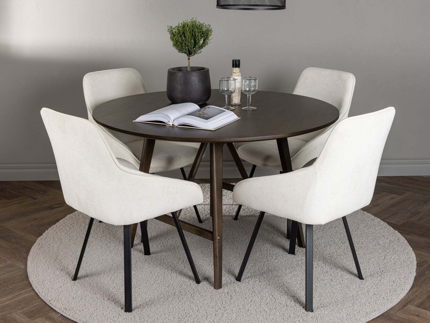 Ēdamistabas komplekts Dallas 4585