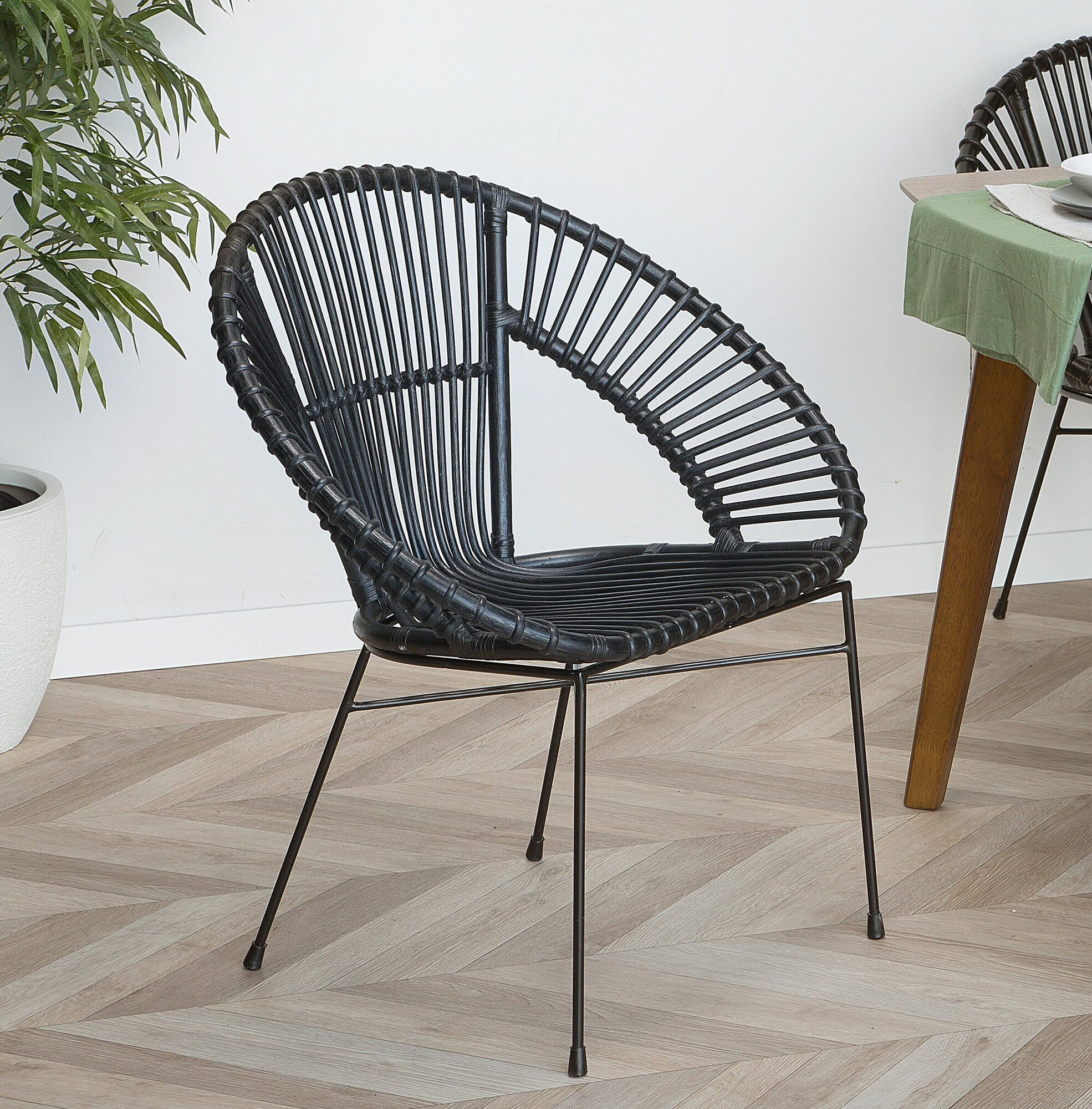 Krēsls Berwyn 2294 (Melns)