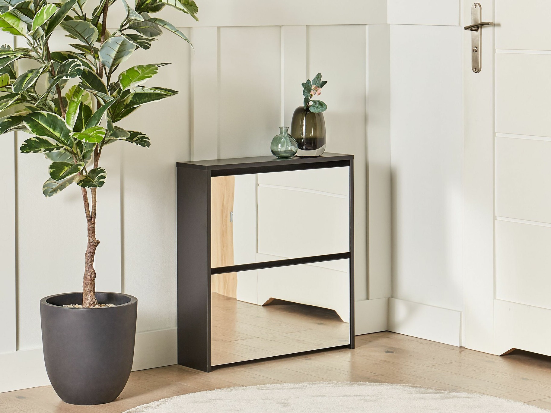 Kurpju kaste Berwyn 2352 (Melns)