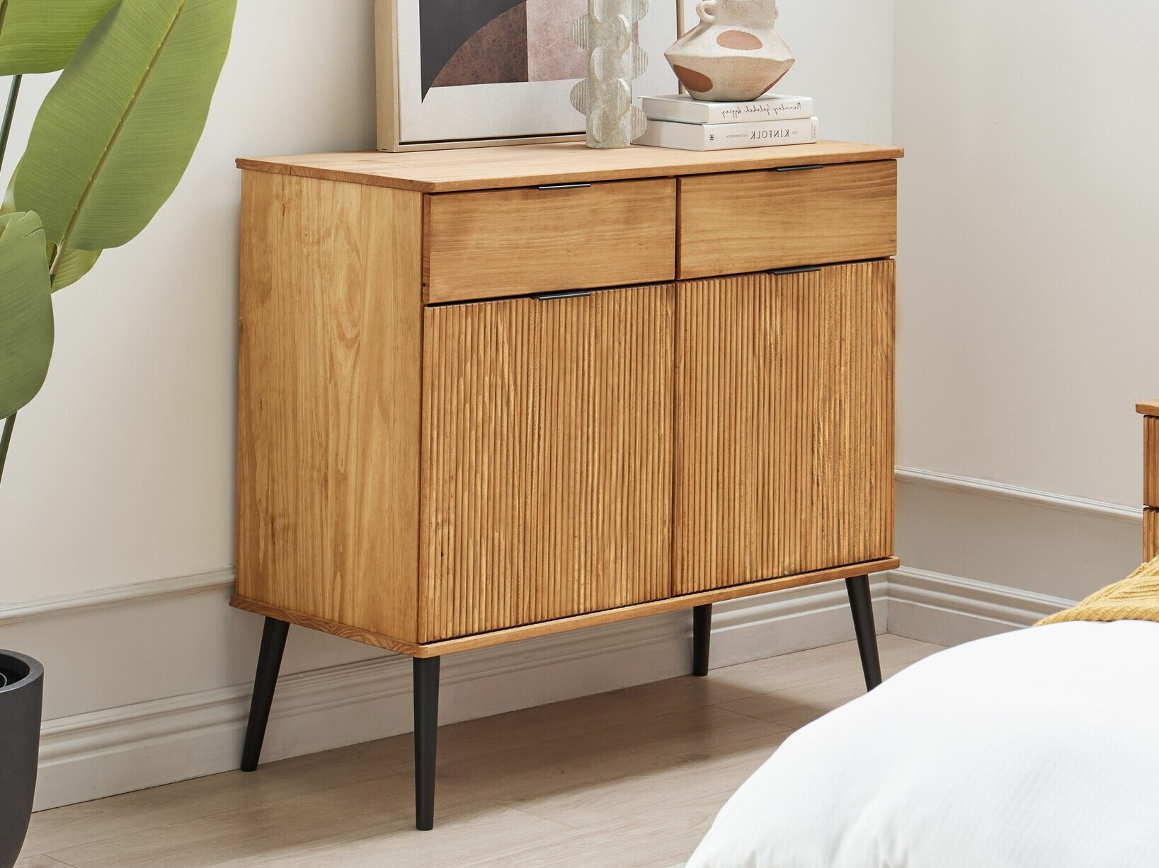 Kомод Lirfioe 101