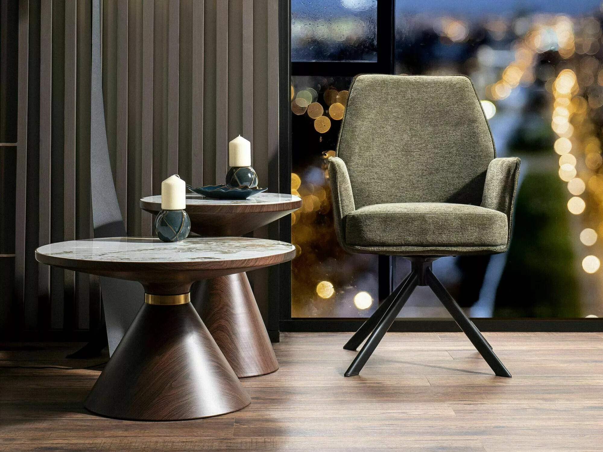 Žurnālu galdiņš Detroit 657